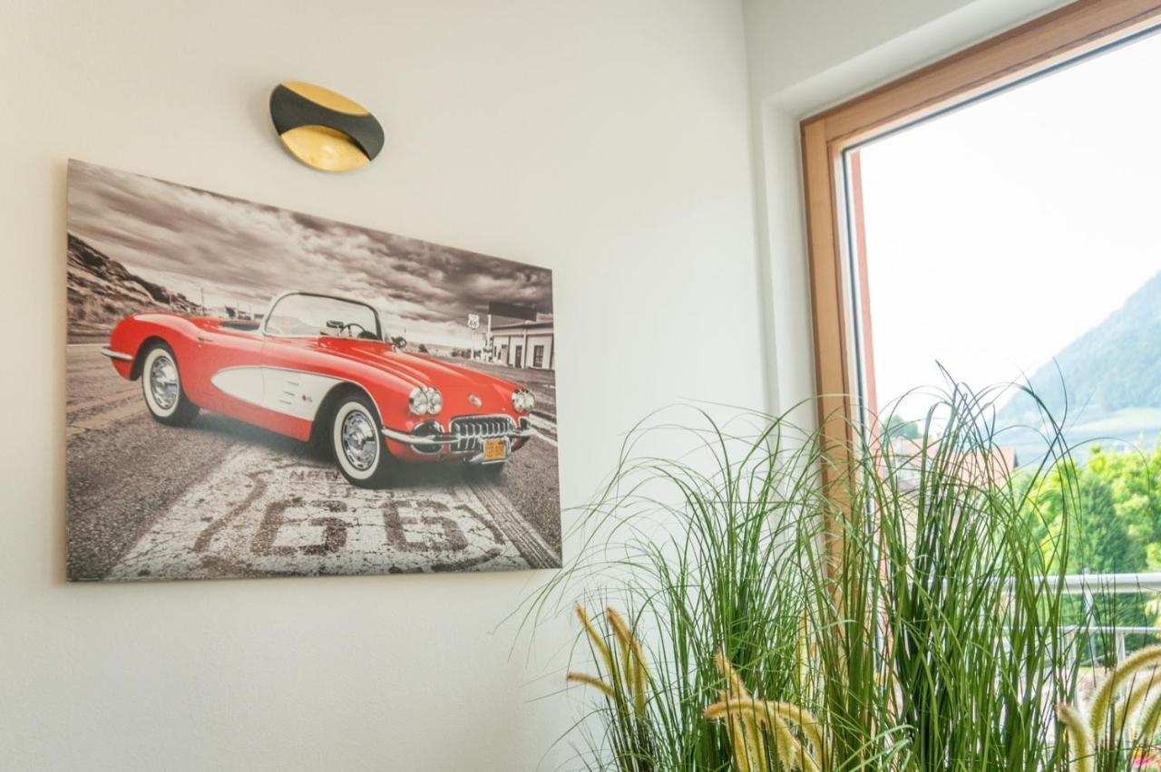 Ferienwohnung Mit Garage, Fahrradraum Und Sehr Grosser Sonnenverwoehnten Terrasse Lagundo Eksteriør billede
